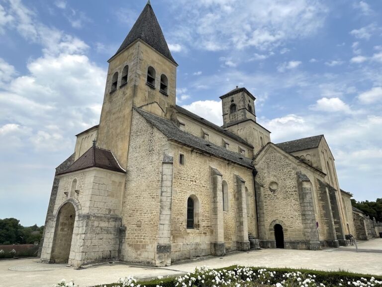 Church Saint-Vorles: A Romanesque Church in Châtillon-sur-Seine, France
