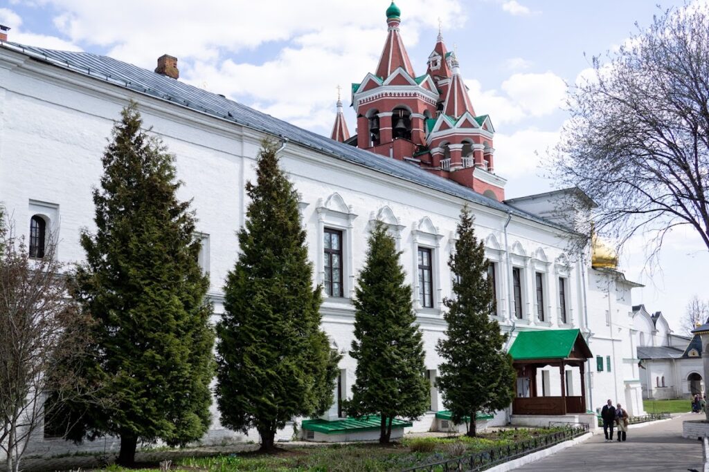 Savvino-Storozhevsky Monastery: A Russian Orthodox Monastic and Royal Center 3 Savvino-Storozhevsky Monastery