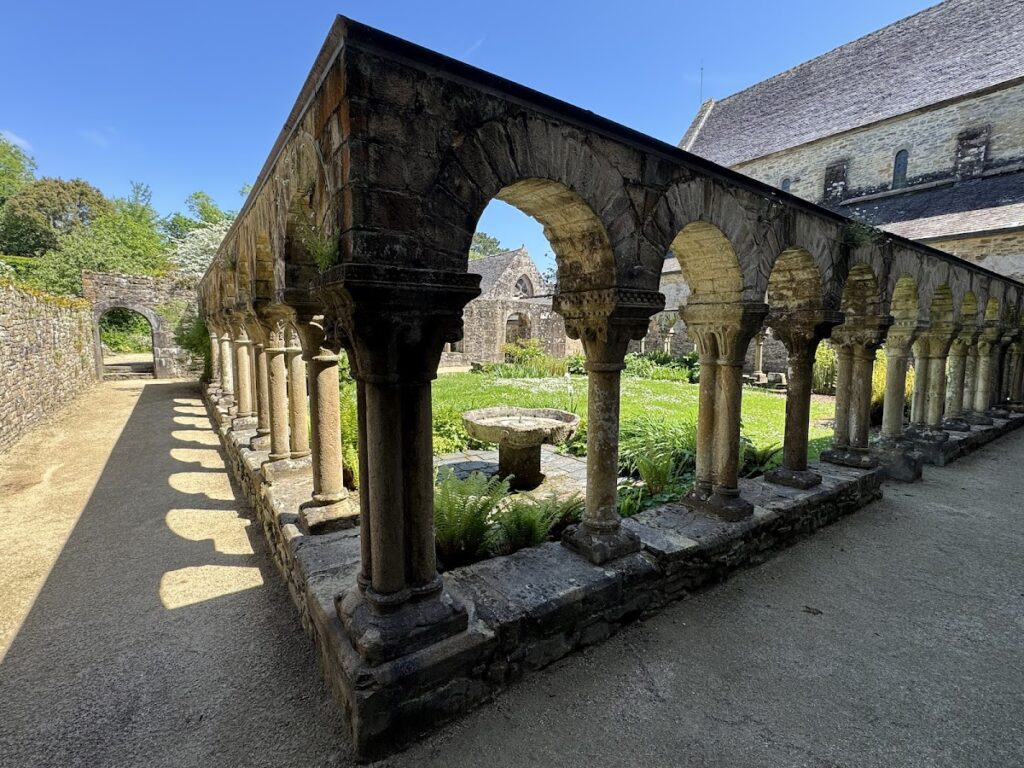 Abbaye de Daoulas: A Former Augustinian Abbey in Brittany 3 Abbaye de Daoulas