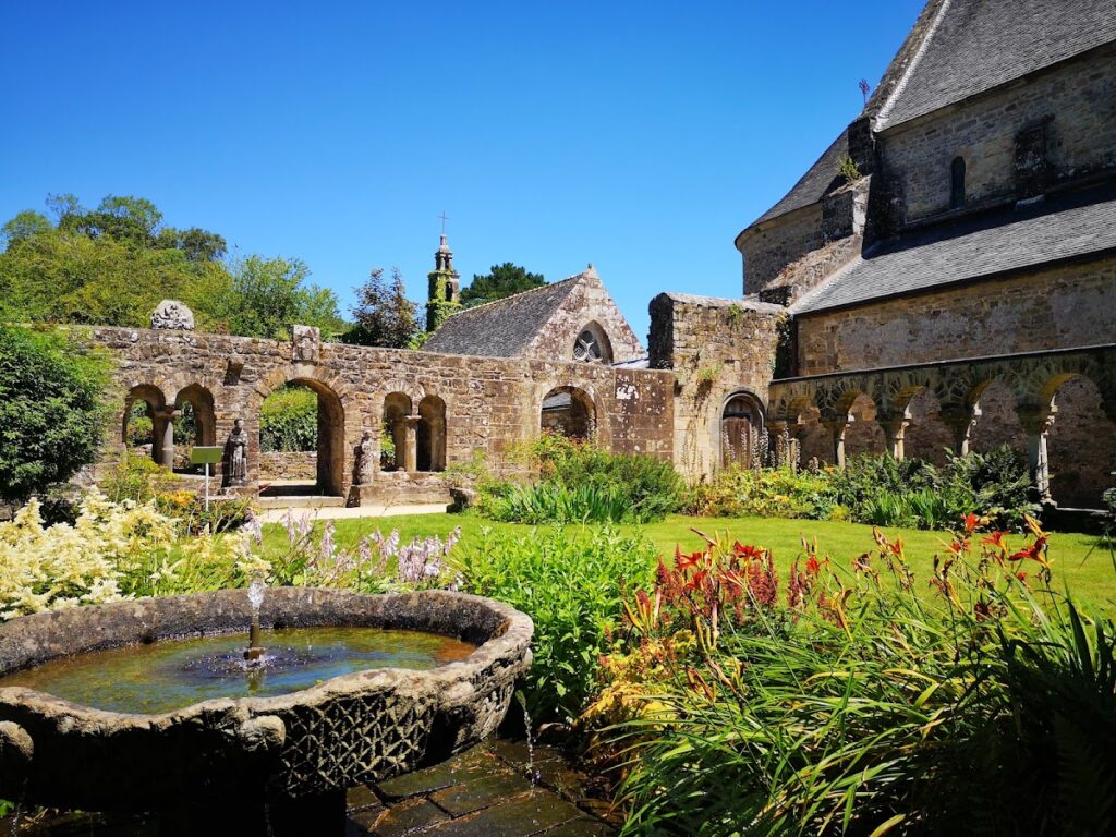 Abbaye de Daoulas: A Former Augustinian Abbey in Brittany 4 Abbaye de Daoulas
