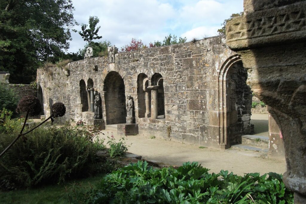 Abbaye de Daoulas: A Former Augustinian Abbey in Brittany 5 Abbaye de Daoulas