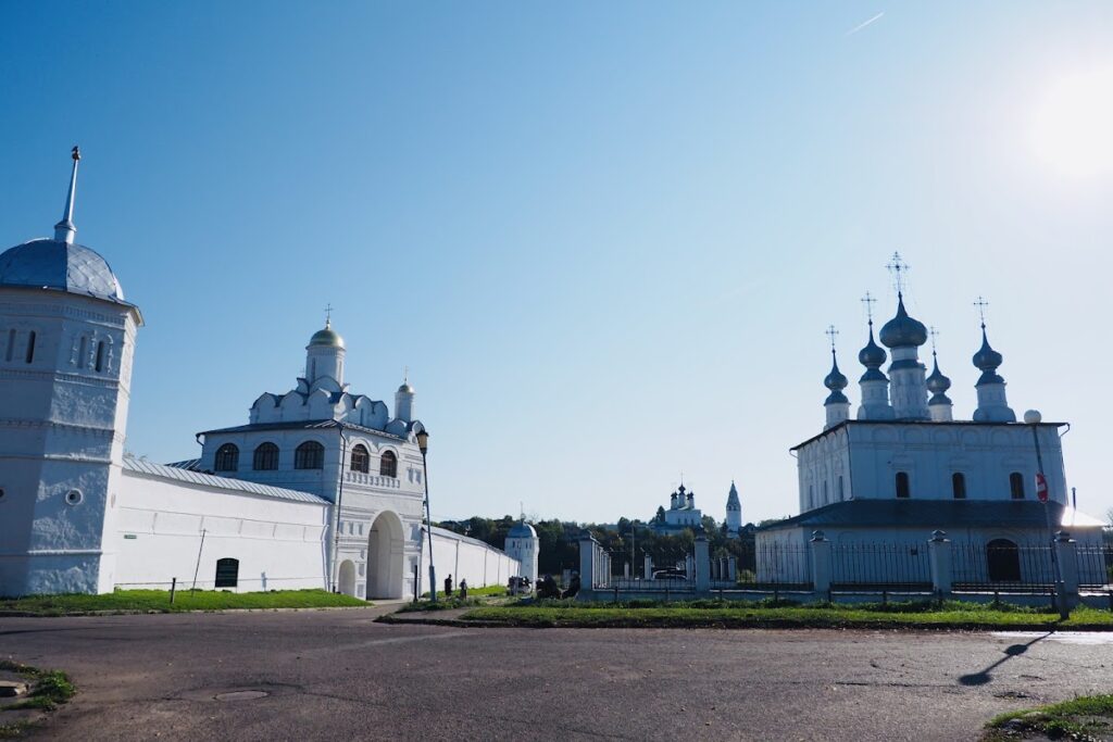 Pokrovsky Monastery: A Historic Orthodox Convent in Suzdal, Russia 3 Pokrovsky Monastery