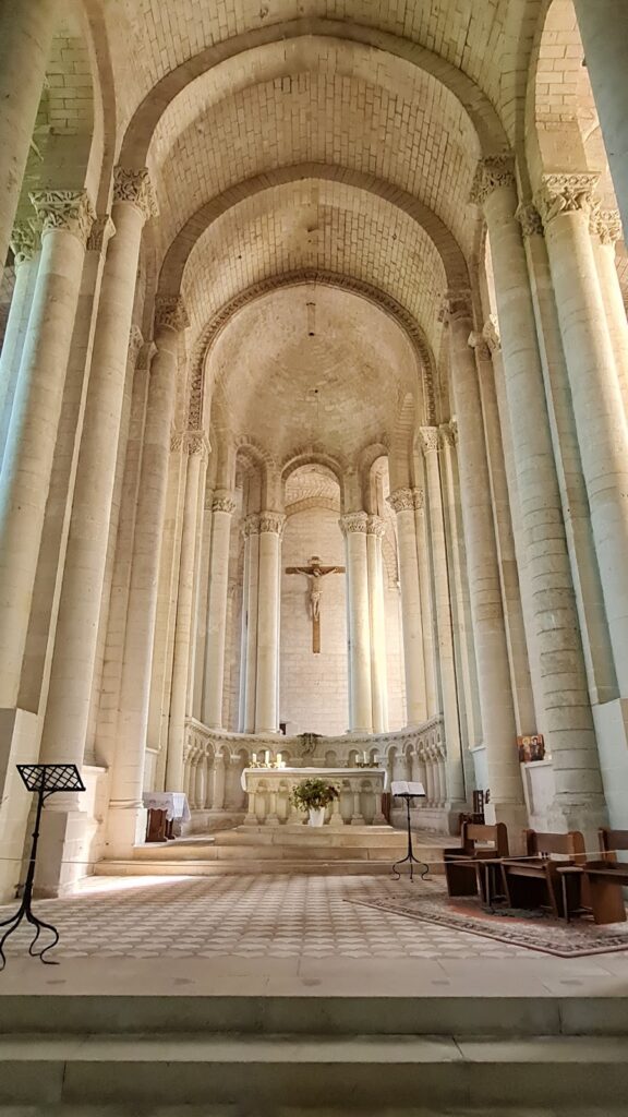 Notre-Dame (Cunault): A Former Priory Church in France 2 Notre-Dame (Cunault)