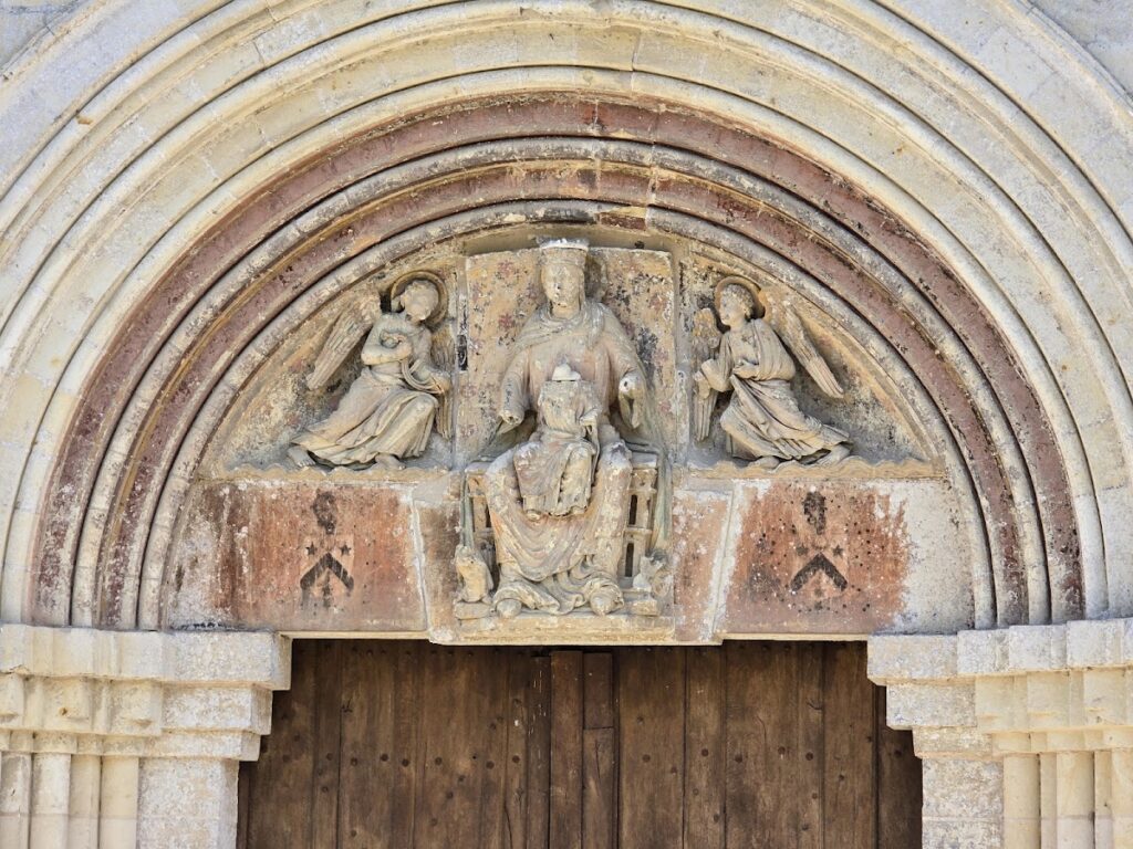 Notre-Dame (Cunault): A Former Priory Church in France 3 Notre-Dame (Cunault)