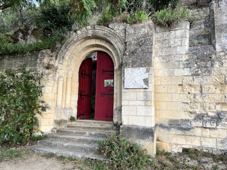 Chapel of Sainte-Radegonde in Chinon: A Troglodytic Christian Site