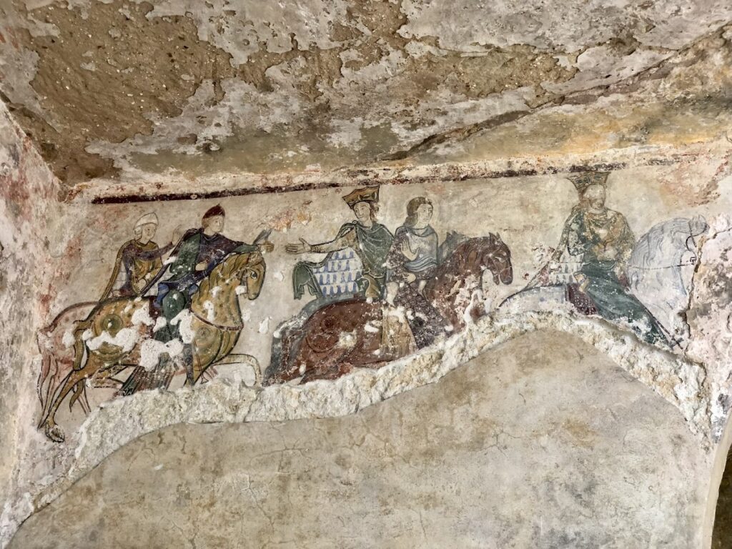 Chapel of Sainte-Radegonde in Chinon: A Troglodytic Christian Site 2 chapelle Sainte-Radegonde de Chinon