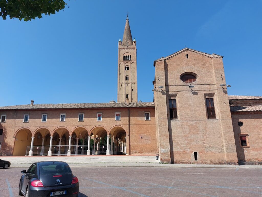 San Mercuriale Abbey: A Romanesque Basilica and Monastic Complex in Forlì 1 San Mercuriale abbey