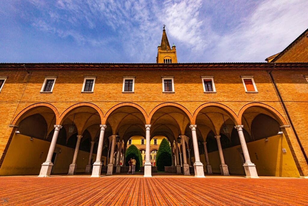 San Mercuriale Abbey: A Romanesque Basilica and Monastic Complex in Forlì 2 San Mercuriale abbey