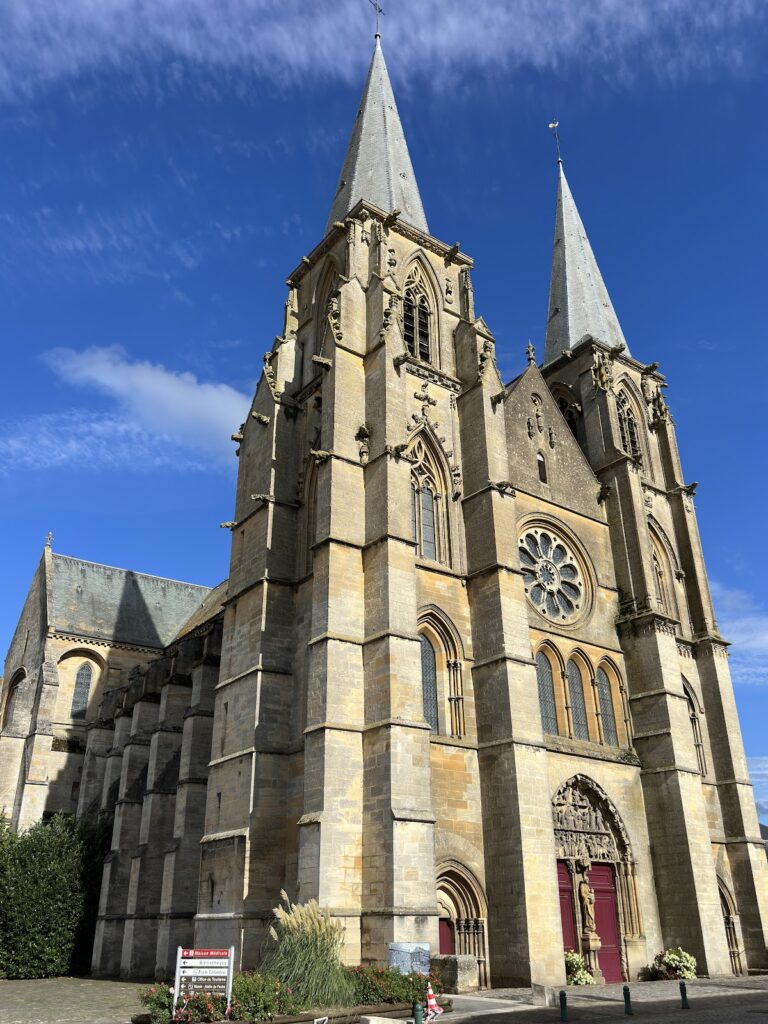 Église Notre-Dame de Mouzon: Former Abbey Church in France 2 Église Notre-Dame de Mouzon