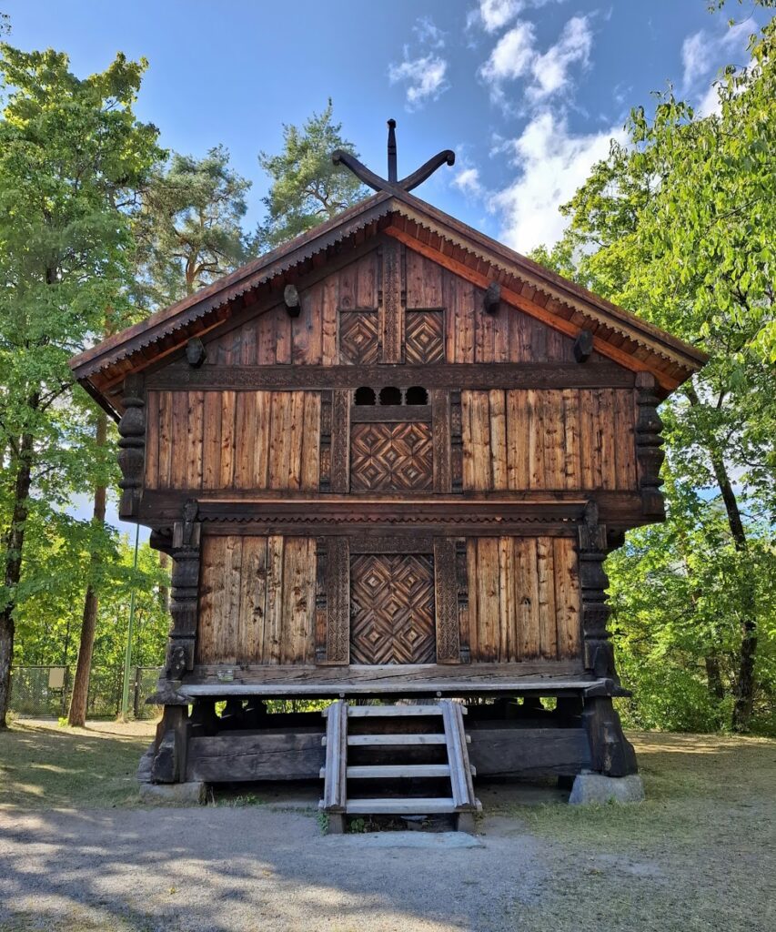 Gol Stave Church: A Medieval Timber Church Preserved at Bygdøy 4 Gol Stave Church