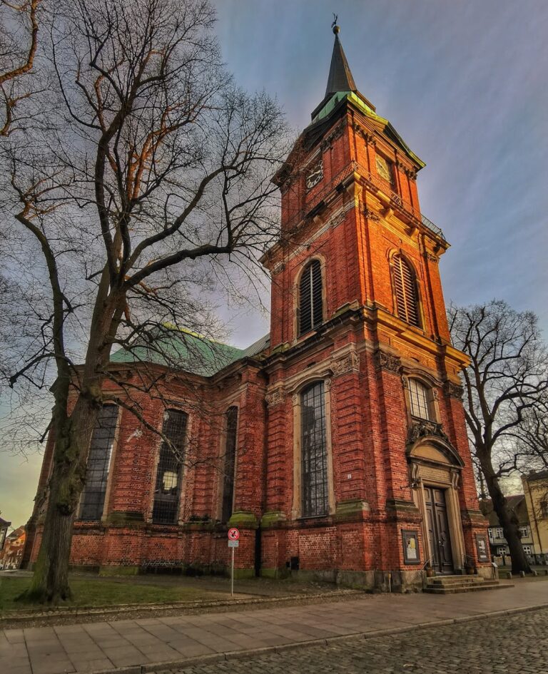 Schelf Church: A Baroque Evangelical Lutheran Church in Schwerin, Germany