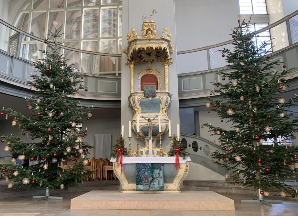 St. Gumbertus, Ansbach: A Historic Lutheran City Church 2 St. Gumbertus, Ansbach