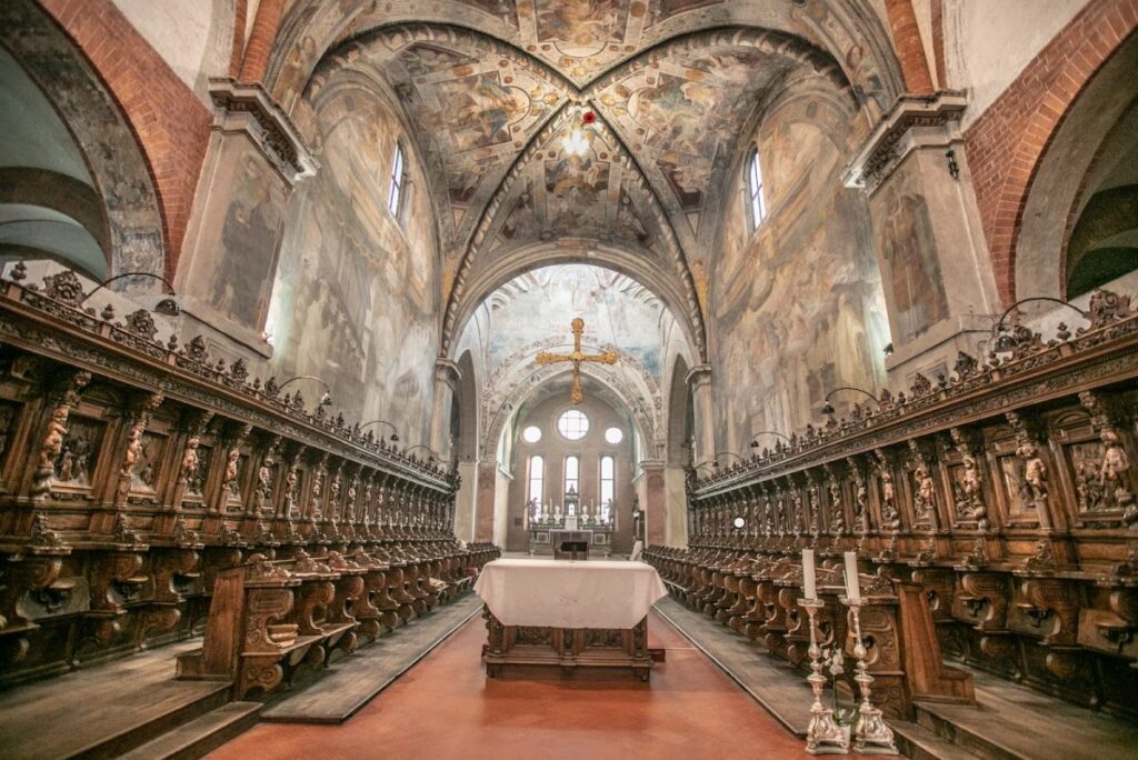 Chiaravalle Abbey: A Cistercian Monastery in Milan 4 Chiaravalle Abbey