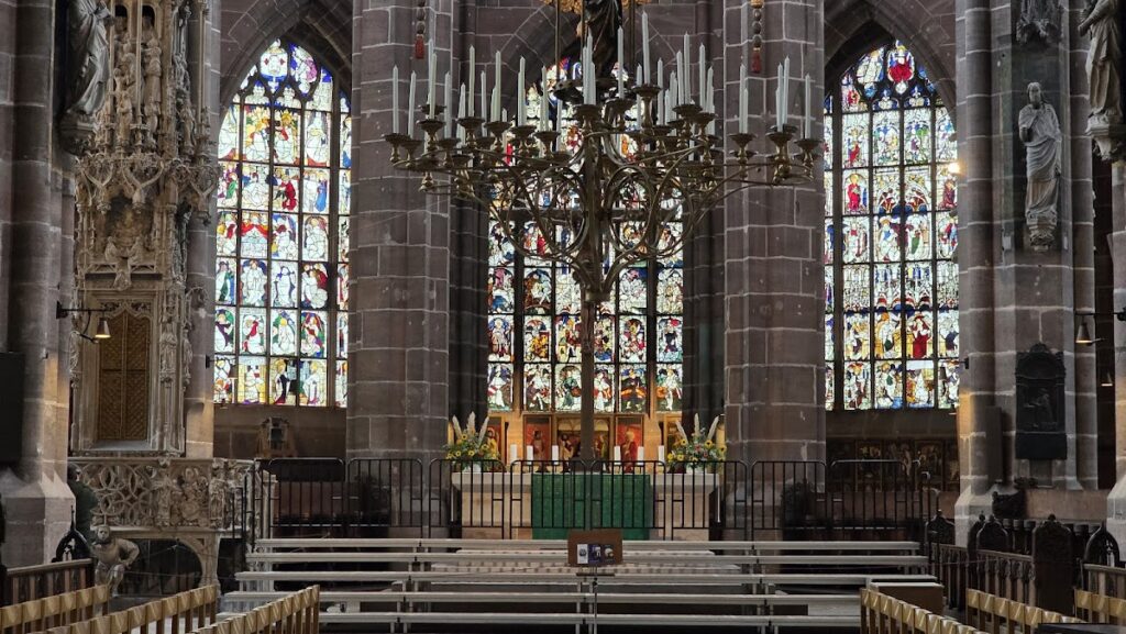 St. Lawrence: A Gothic Parish Church in Nuremberg, Germany 3 St. Lawrence