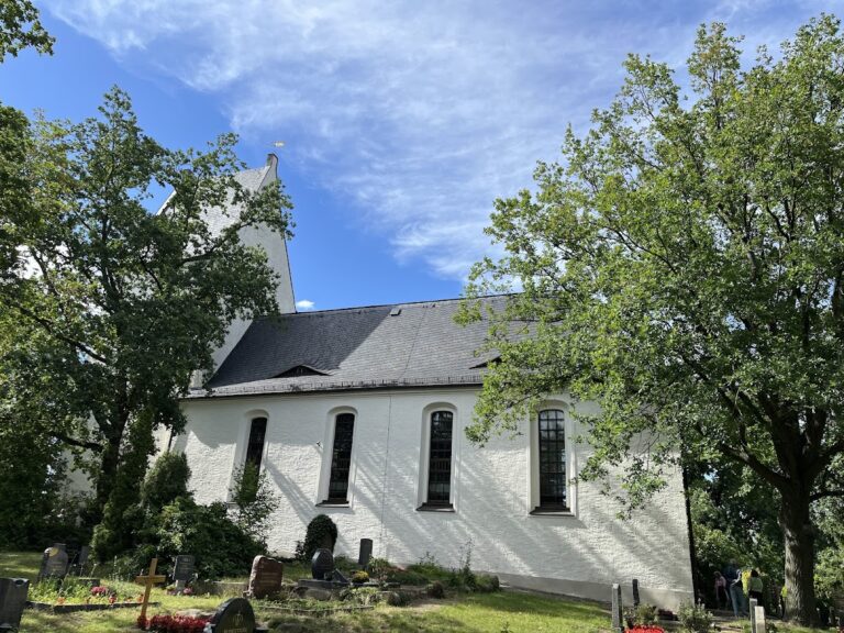 Kirche Panitzsch: A Medieval Evangelical-Lutheran Church in Germany