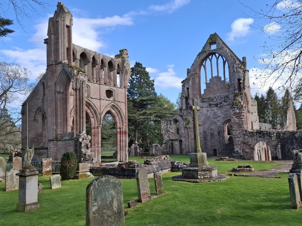 Dryburgh Abbey: A Premonstratensian Monastery in Scotland 2 Dryburgh Abbey