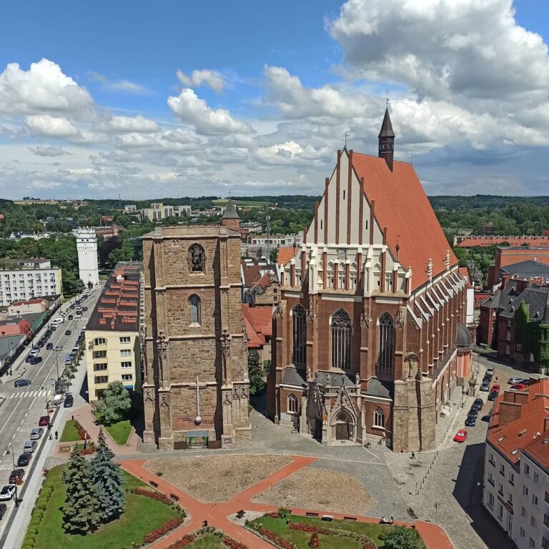 Basilica of St. Jacob and St. Agnes: A Gothic Church in Nysa, Poland