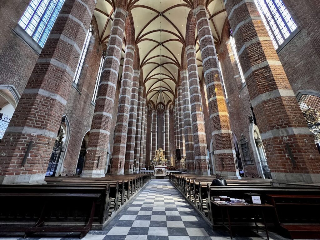 Basilica of St. Jacob and St. Agnes: A Gothic Church in Nysa, Poland 5 Basilica of St. Jacob and St. Agnes