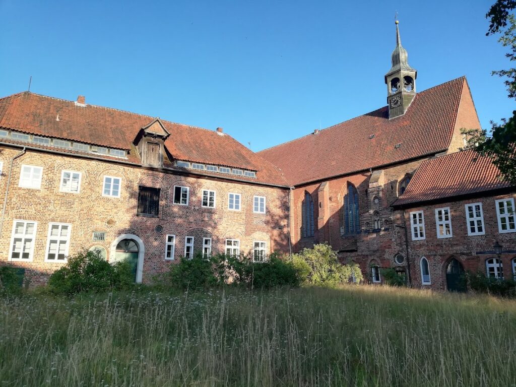 Lüne Abbey: A Medieval Benedictine Nunnery and Women’s Foundation in Germany 3 Lüne Abbey