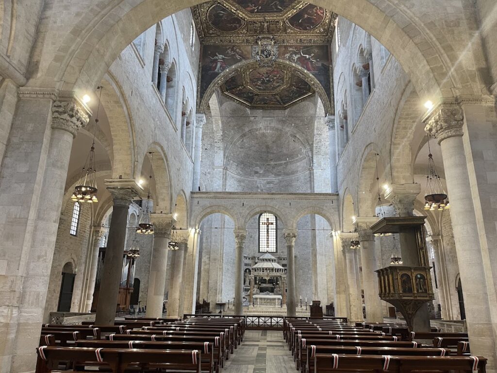 Basilica of Saint Nicholas: A Romanesque Pilgrimage Church in Bari 3 Basilica of Saint Nicholas