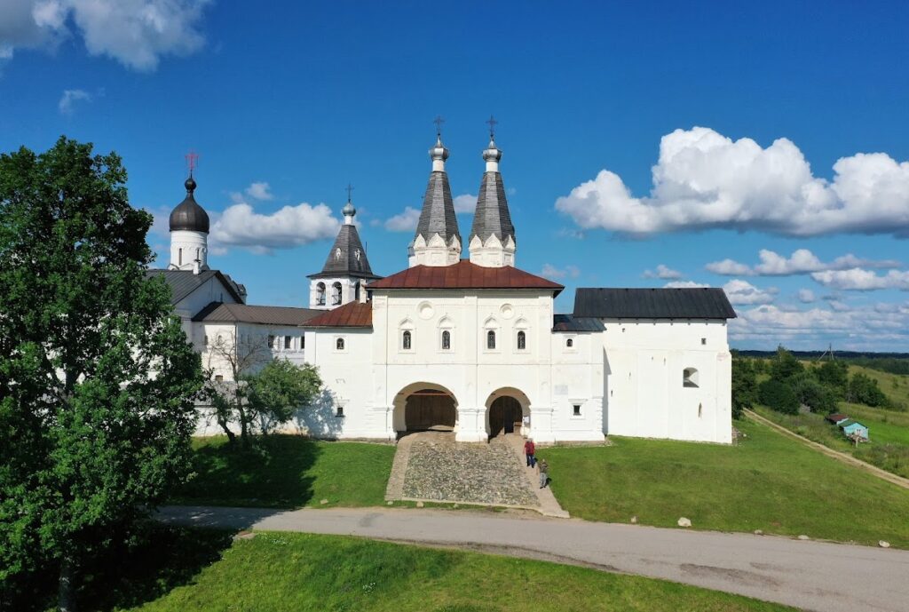Ferapontov Monastery: A Russian Orthodox Religious and Cultural Center 3 Ferapontov Monastery