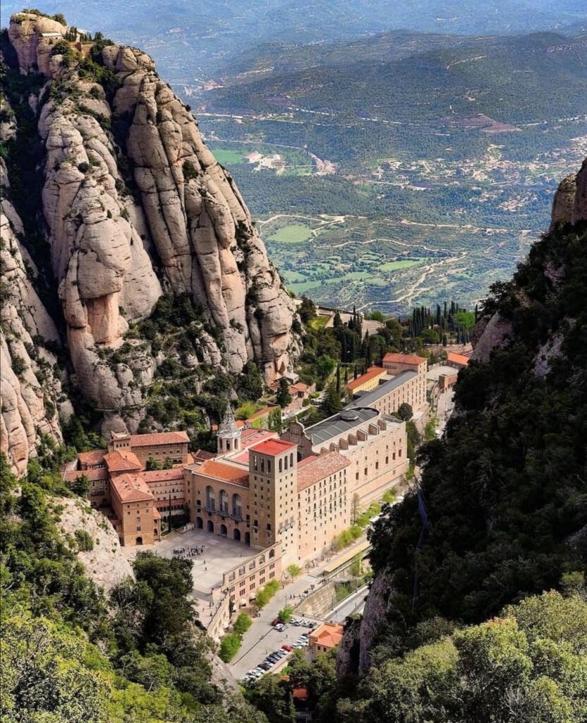 Santa Maria de Montserrat: A Benedictine Abbey and Marian Sanctuary in Spain 2 Santa Maria de Montserrat