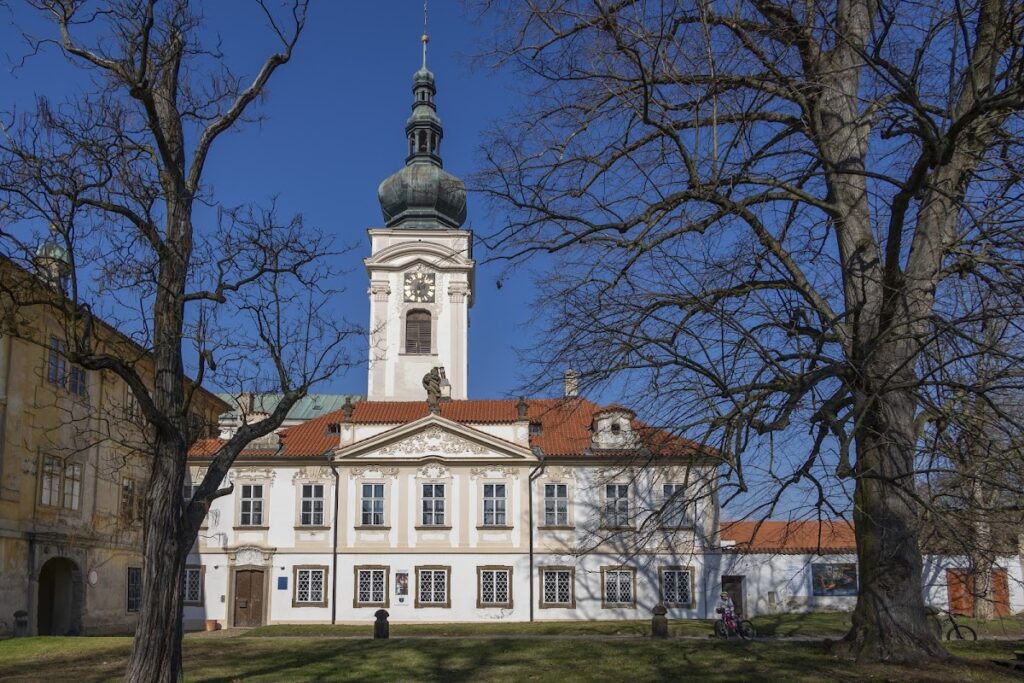 Doksany Convent: A Premonstratensian Religious Complex in Czechia 1 Doksany Convent