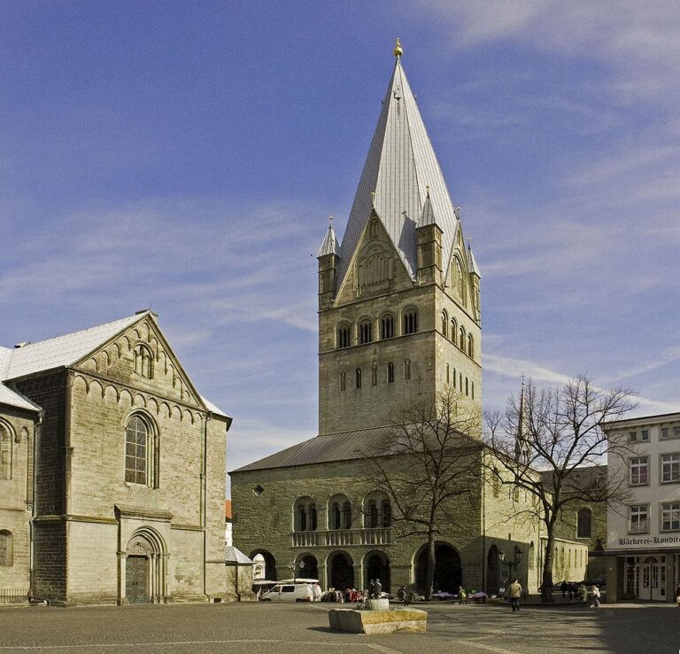 St. Patrokli, Soest: A Romanesque Collegiate Church in Germany