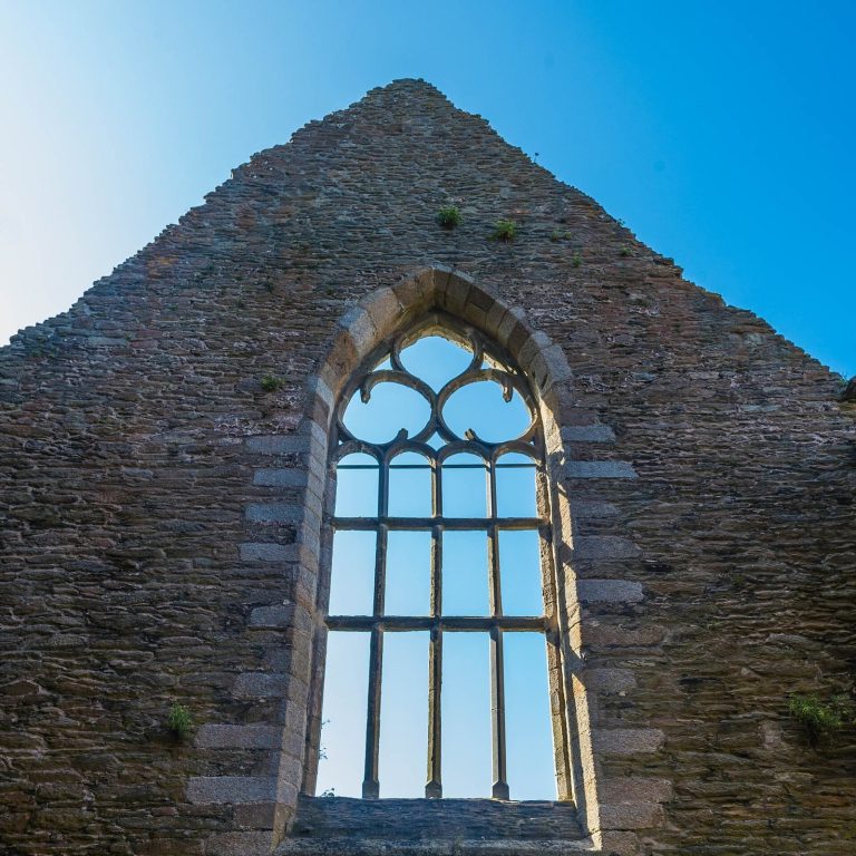 Abbaye Saint-Mathieu de Fine-Terre: A Benedictine Abbey in France