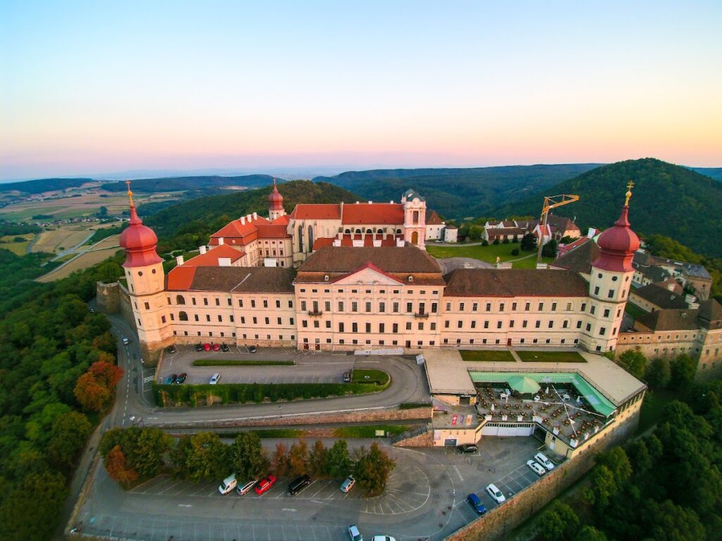 Göttweig Abbey: A Benedictine Monastery in Austria 1 Göttweig Abbey
