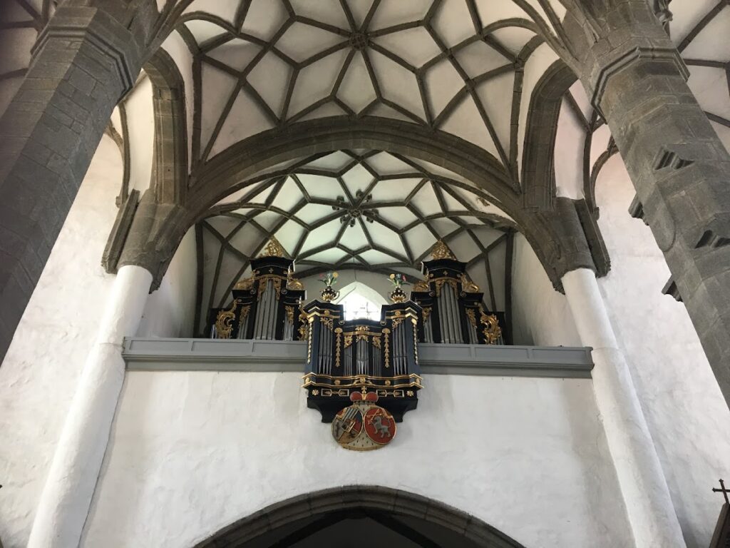 Church of Saint James the Greater (Prachatice): A Late Gothic Parish Church 2 Church of Saint James the Greater (Prachatice)
