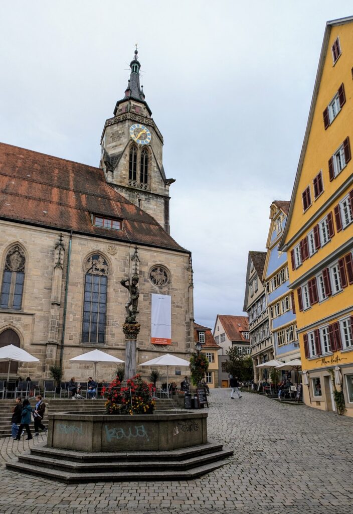 St. George's Collegiate Church: A Late Gothic Collegiate Church in Tübingen 2 St. George's Collegiate Church