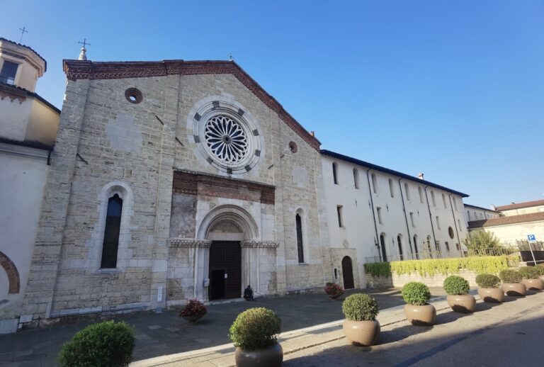 Church of Saint Francis: A Franciscan Church and Monastery in Brescia