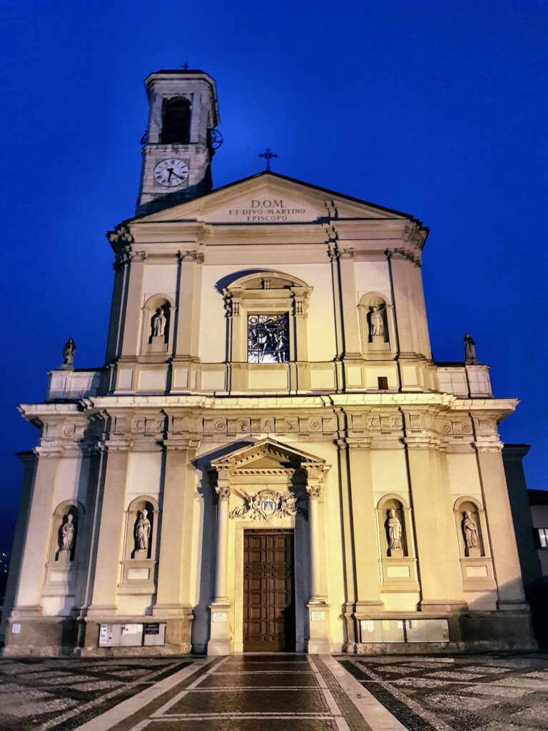 San Martino Vescovo: The Archpresbyteral Parish Church of Nembro, Italy