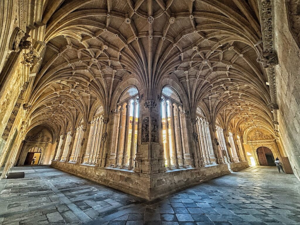 Convento de Sant Esteban: A Dominican Monastery in Salamanca 4 Convento de Sant Esteban