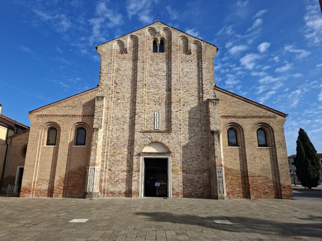 Church of Santa Maria e San Donato: A Romanesque Basilica on Murano 5 Church of Santa Maria e San Donato