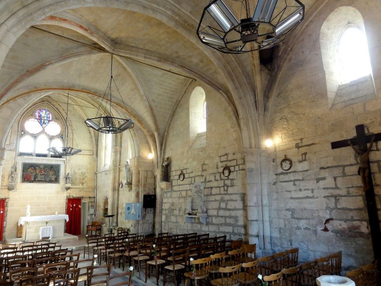 Église Saint-Leufroy de Thiverny: A Medieval Parish Church in France