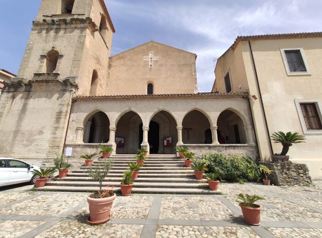 Chiesa di San Bernardino da Siena: A Franciscan Church and Convent in Amantea, Italy 1 Chiesa di San Bernardino da Siena