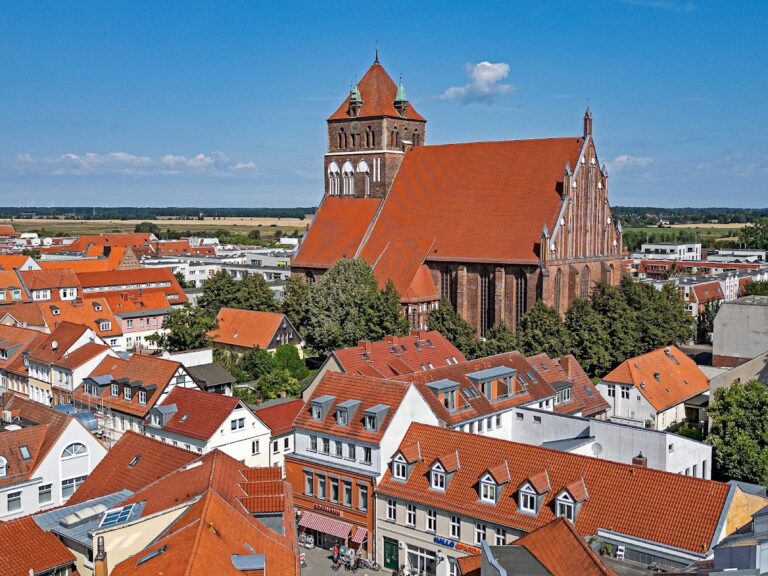 Marienkirche, Greifswald: A North German Brick Gothic Parish Church