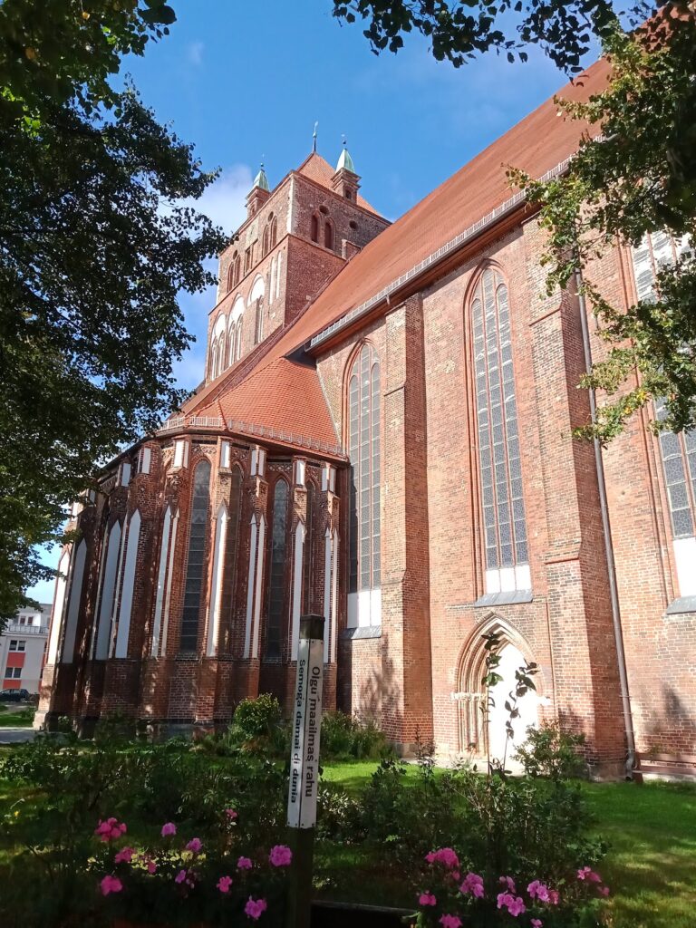Marienkirche, Greifswald: A North German Brick Gothic Parish Church 3 Marienkirche, Greifswald