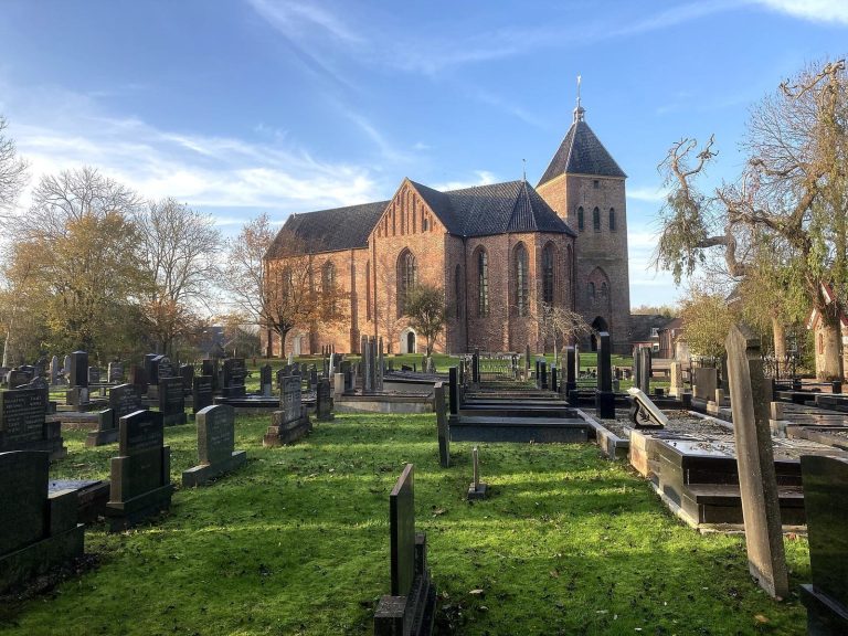 Jacobuskerk, Zeerijp: A Romanesque-Gothic Medieval Church in the Netherlands