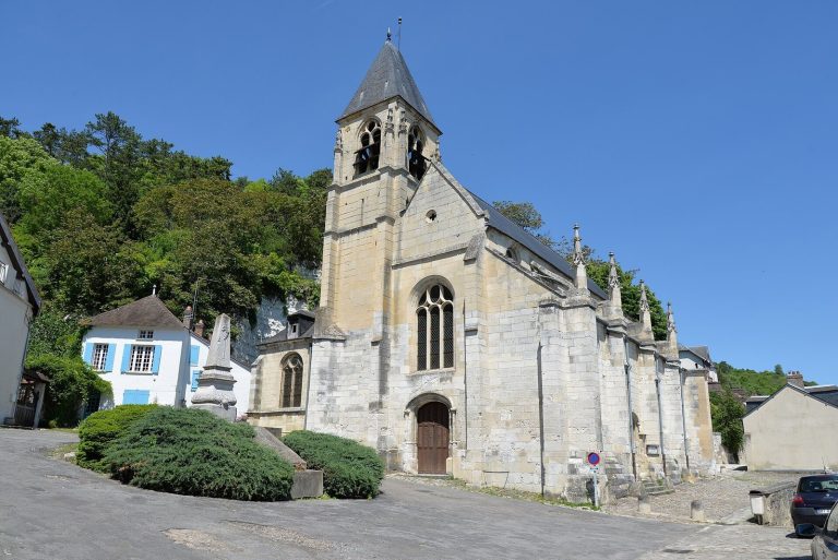 Église Saint-Samson de La Roche-Guyon: A Parish Church in France