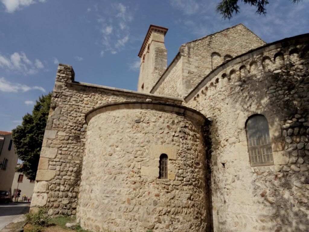 Saint-André church in Saint-André: The Surviving Church of a Benedictine Monastery 2 Saint-André church in Saint-André
