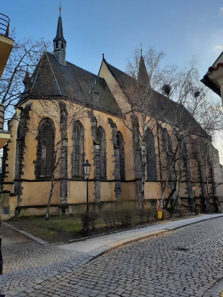 Church of St. Apollinaire: A Gothic Parish Church in Prague 2 Church of St. Apollinaire