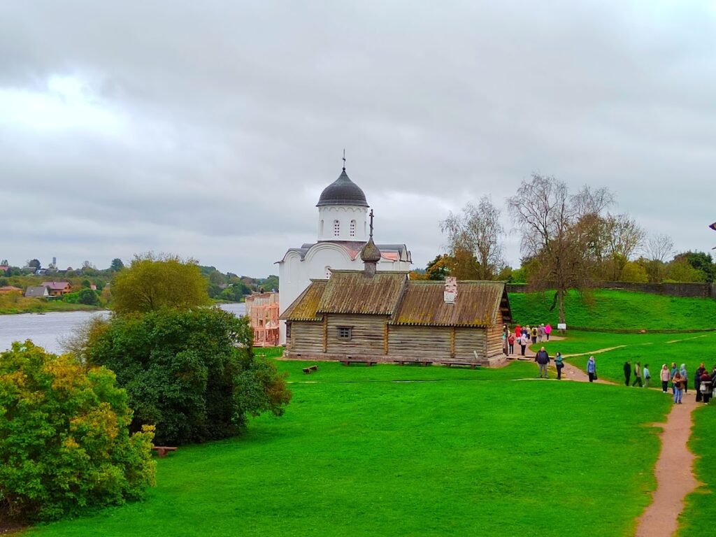 St. George's Church, Staraya Ladoga: A Medieval Russian Orthodox Church 2 St. George's Church, Staraya Ladoga