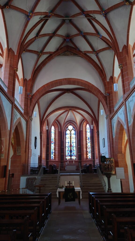 Stiftskirche St. Goar: A Medieval Collegiate Church in Germany 2 Stiftskirche St. Goar