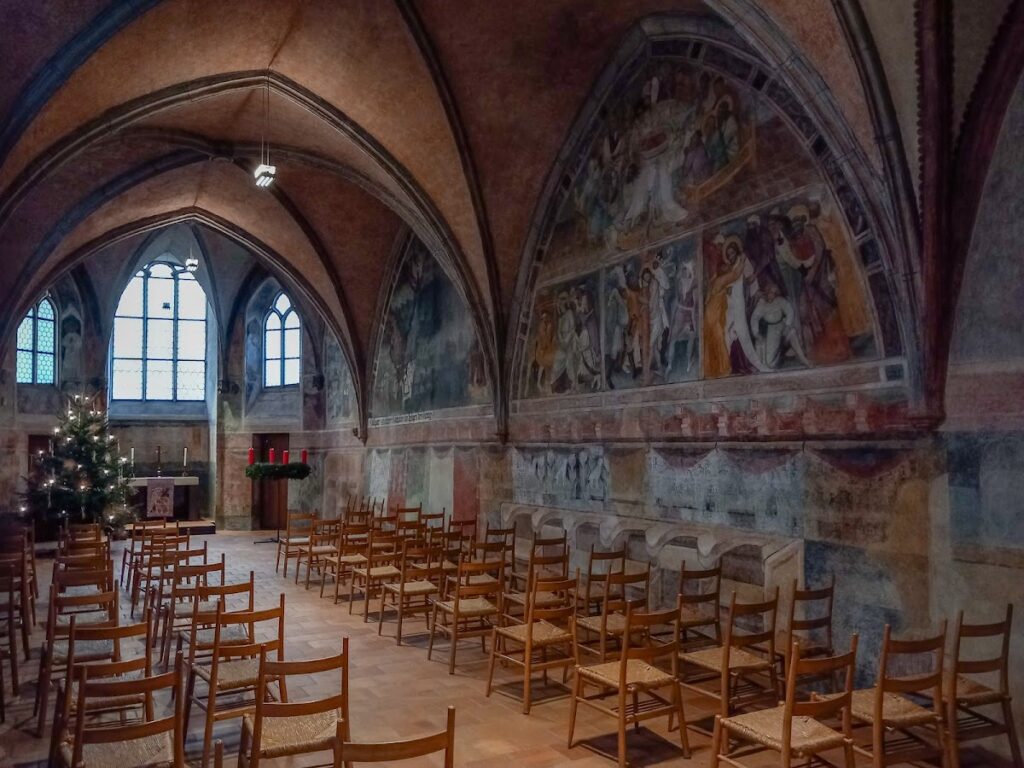 St. Anne's Church, Augsburg: A Carmelite Monastery and Lutheran Parish Church 3 St. Anne's Church, Augsburg