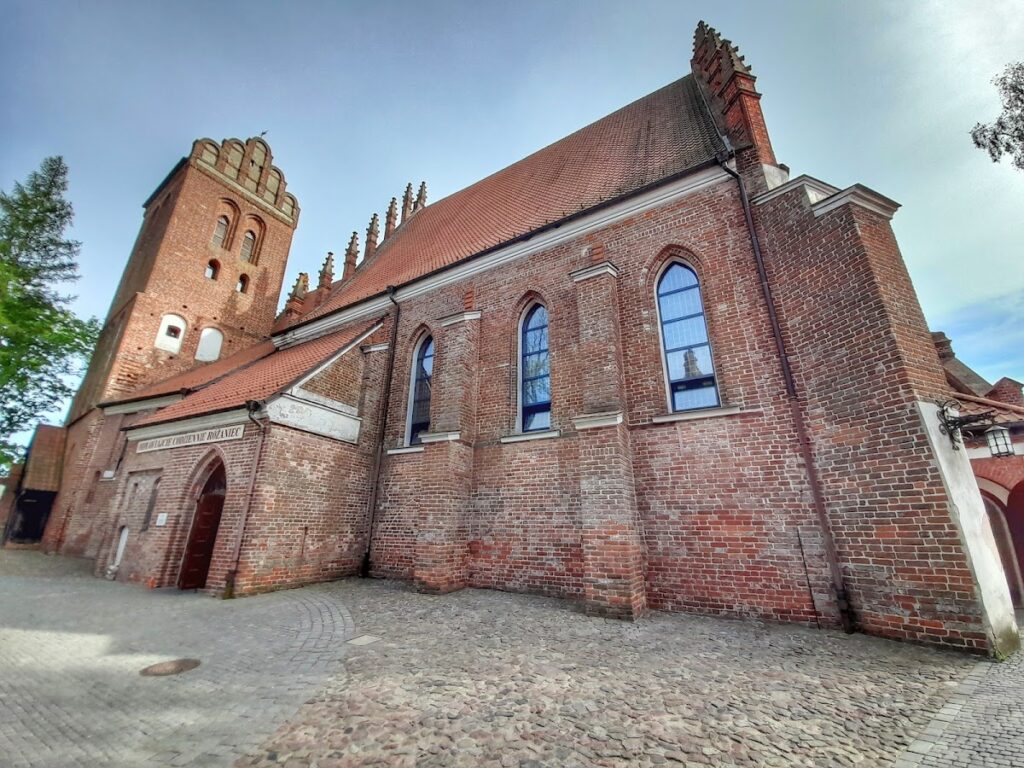 Church of the Transfiguration in Iława: A Gothic Parish Church 2 Kościół Przemienienia Pańskiego w Iławie