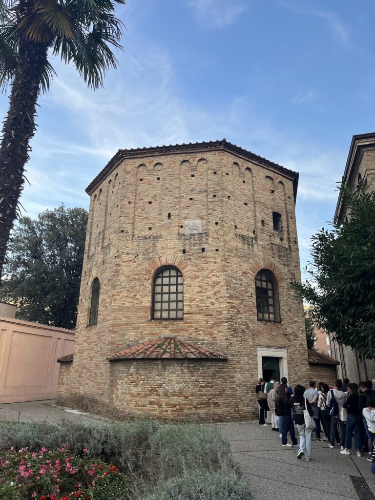 Baptistry of Neon: Ravenna’s Early Christian Baptistry 3 Baptistry of Neon