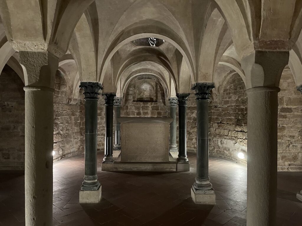 Basilica of the Holy Trinity: A Vallombrosan Church in Florence 5 Basilica of the Holy Trinity